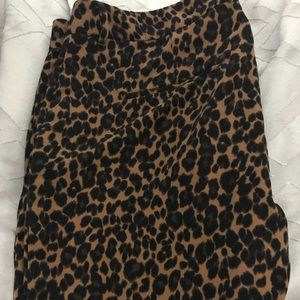 Old navy Harper ankle pants leopard size 18